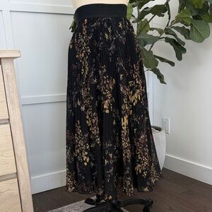 Aritzia Twirl Skirt
